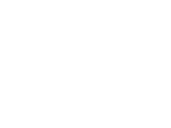 Simonos Petra, avec ses b�timents de sept �tages est accroch� � un �norme rocher � 300 m�tres au-dessus du niveau de la mer.  La l�gende veut que lors de la fin de la construction du monast�re, Simon Petra offrit le raki aux ouvriers. Ce faisant, il glissa et tomba dans le vide. L'archange Gabriel, ...qui passait par l��, le rattrapa et le red�posa dans le monast�re sans qu'une goutte de raki ne soit renvers�e !